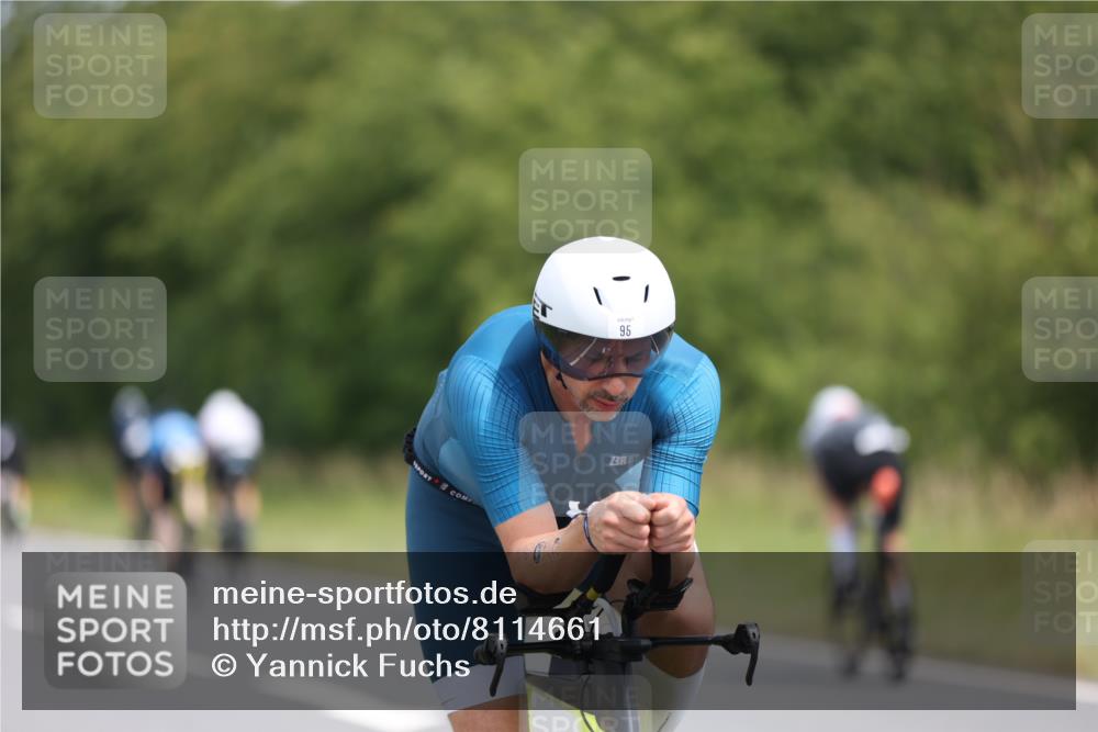 22.06.2025 - Viking Triathlon Yannick Fuchs http://msf.ph/oto/8114661 22.06.2025 12:16:11 Radfahren 30, 95, 132, 271, 331, 348, 359, 505 meine-sportfotos.de