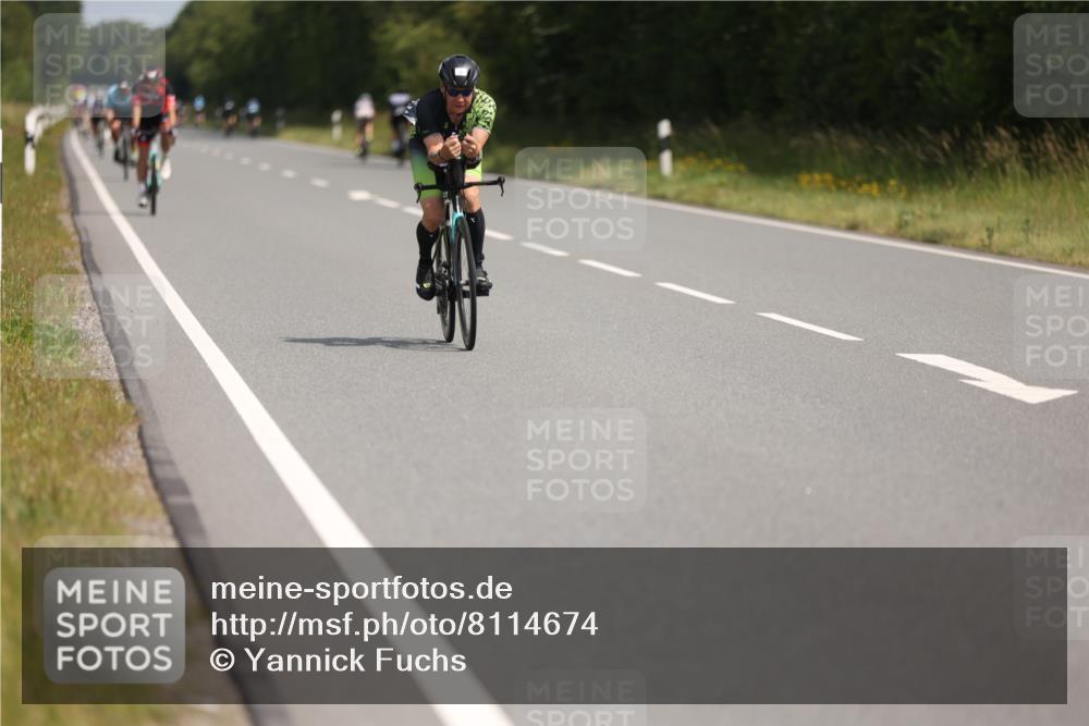 22.06.2025 - Viking Triathlon Yannick Fuchs http://msf.ph/oto/8114674 22.06.2025 11:39:40 Radfahren 18, 113, 261, 461, 467, 522, 546, 612, 650 meine-sportfotos.de