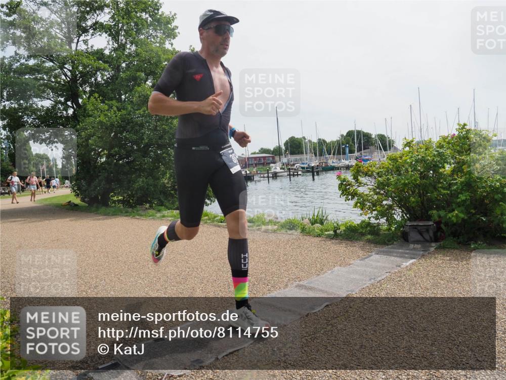 22.06.2025 - Viking Triathlon KatJ http://msf.ph/oto/8114755 22.06.2025 12:52:21 Laufen 367 meine-sportfotos.de