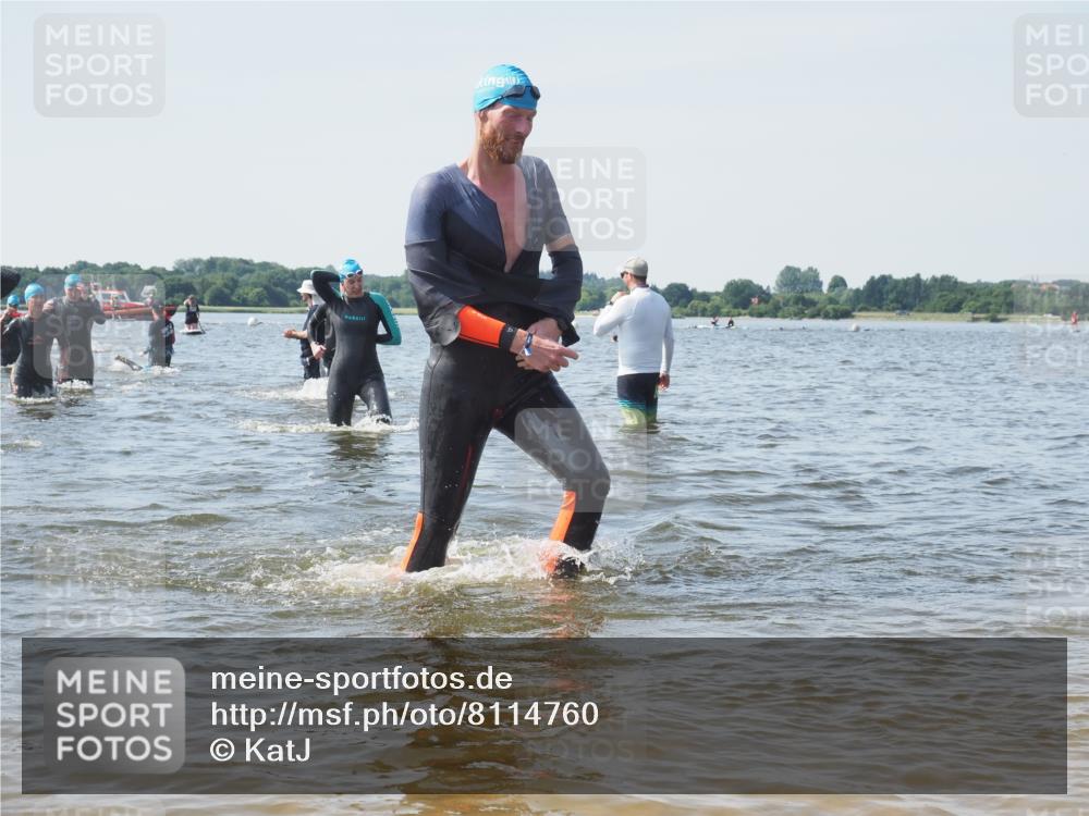 22.06.2025 - Viking Triathlon KatJ http://msf.ph/oto/8114760 22.06.2025 10:42:15 Schwimmen 16, 65, 78, 281, 290, 326, 460, 465 meine-sportfotos.de