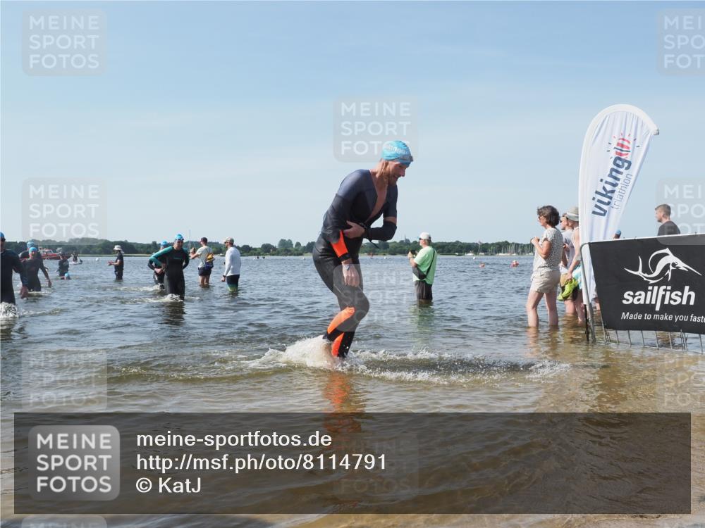22.06.2025 - Viking Triathlon KatJ http://msf.ph/oto/8114791 22.06.2025 10:42:17 Schwimmen 16, 65, 78, 192, 281, 290, 326, 460, 465 meine-sportfotos.de