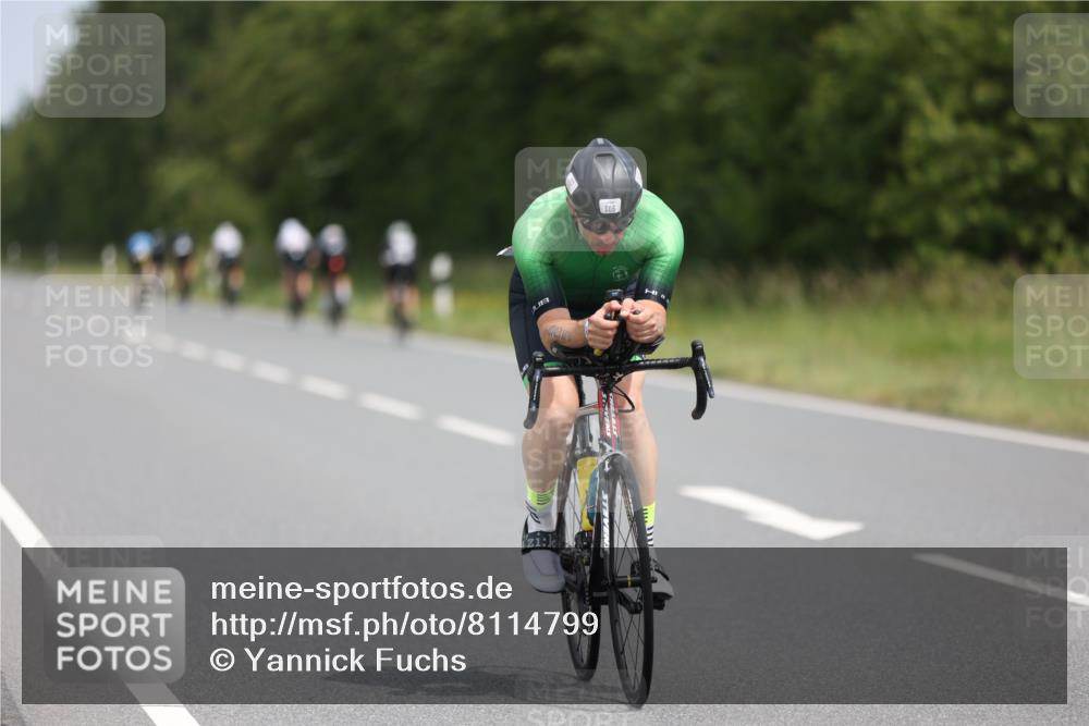 22.06.2025 - Viking Triathlon Yannick Fuchs http://msf.ph/oto/8114799 22.06.2025 12:16:16 Radfahren 5, 30, 331, 348, 359, 429, 505 meine-sportfotos.de