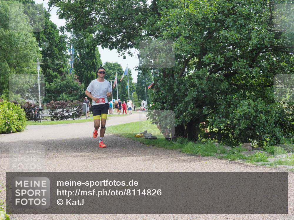 22.06.2025 - Viking Triathlon KatJ http://msf.ph/oto/8114826 22.06.2025 12:52:38 Laufen 651 meine-sportfotos.de
