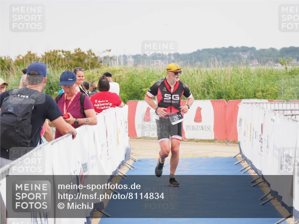 22.06.2025 - Viking Triathlon MichiJ http://msf.ph/oto/8114834 22.06.2025 16:46:35 Ziel 292 meine-sportfotos.de