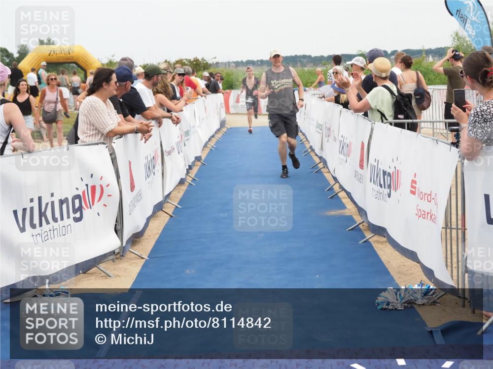 22.06.2025 - Viking Triathlon MichiJ http://msf.ph/oto/8114842 22.06.2025 15:05:26 Ziel 443 meine-sportfotos.de