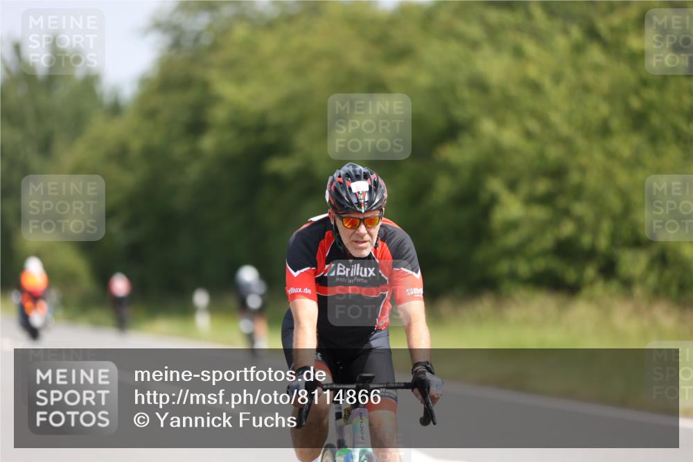 22.06.2025 - Viking Triathlon Yannick Fuchs http://msf.ph/oto/8114866 22.06.2025 11:39:47 Radfahren 19, 38, 113, 123, 127, 261, 377, 407, 461, 467, 550, 650 meine-sportfotos.de
