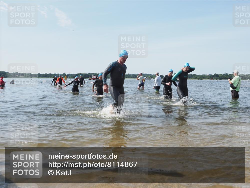 22.06.2025 - Viking Triathlon KatJ http://msf.ph/oto/8114867 22.06.2025 10:42:21 Schwimmen 16, 65, 192, 281, 290, 318, 326, 460, 465 meine-sportfotos.de