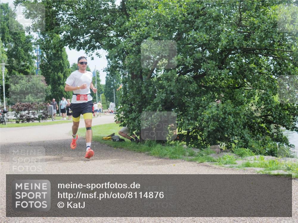 22.06.2025 - Viking Triathlon KatJ http://msf.ph/oto/8114876 22.06.2025 12:52:38 Laufen 651 meine-sportfotos.de