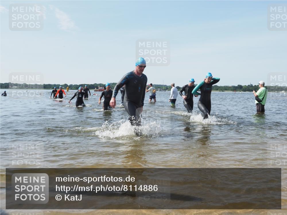 22.06.2025 - Viking Triathlon KatJ http://msf.ph/oto/8114886 22.06.2025 10:42:21 Schwimmen 16, 65, 192, 281, 290, 318, 326, 460, 465 meine-sportfotos.de