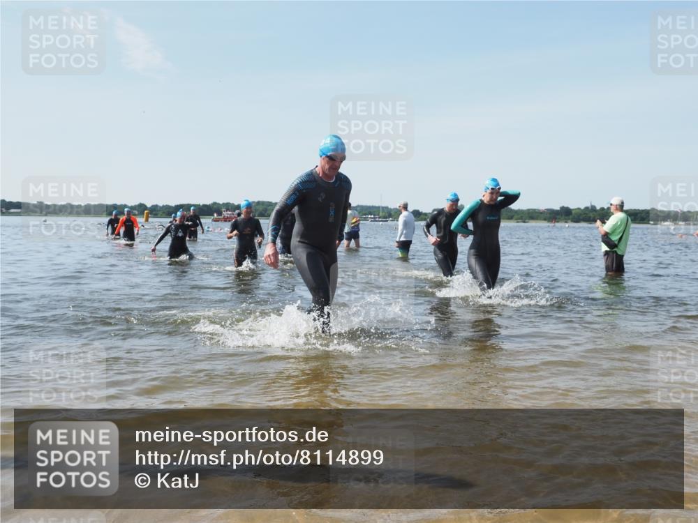 22.06.2025 - Viking Triathlon KatJ http://msf.ph/oto/8114899 22.06.2025 10:42:21 Schwimmen 16, 65, 192, 281, 290, 318, 326, 460, 465 meine-sportfotos.de