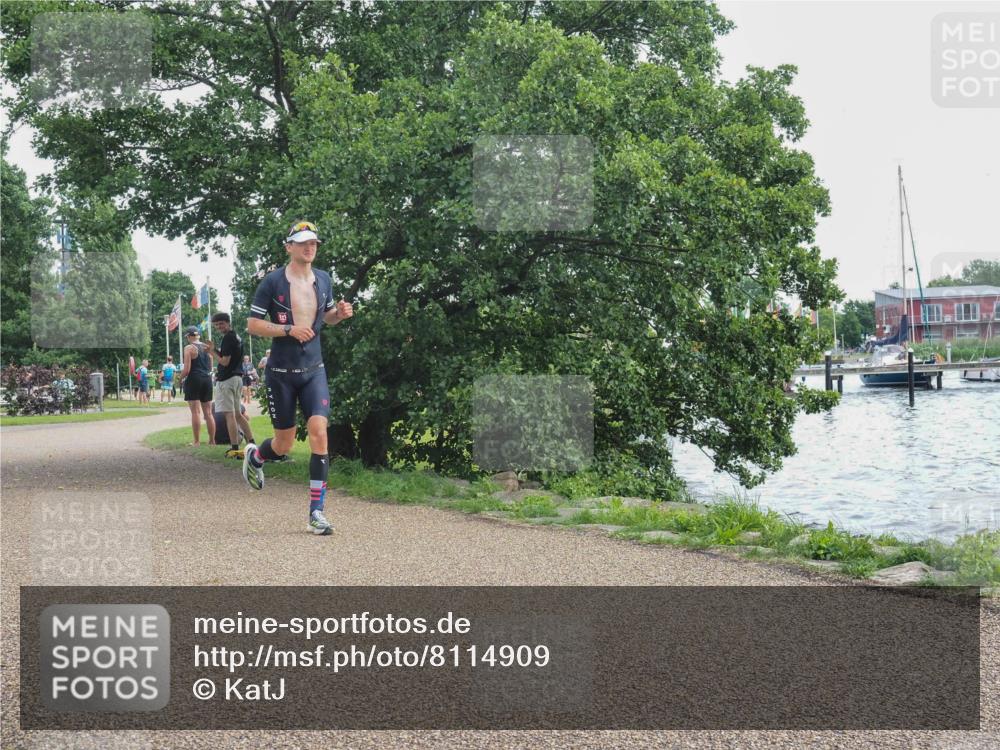 22.06.2025 - Viking Triathlon KatJ http://msf.ph/oto/8114909 22.06.2025 13:23:56 Laufen 544 meine-sportfotos.de