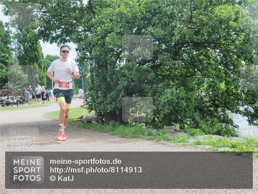 22.06.2025 - Viking Triathlon KatJ http://msf.ph/oto/8114913 22.06.2025 12:52:39 Laufen 651 meine-sportfotos.de