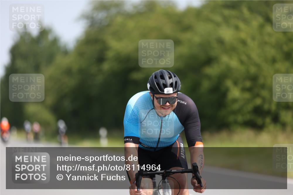 22.06.2025 - Viking Triathlon Yannick Fuchs http://msf.ph/oto/8114964 22.06.2025 11:39:50 Radfahren 19, 38, 113, 123, 127, 377, 388, 395, 407, 467, 550, 554, 650 meine-sportfotos.de