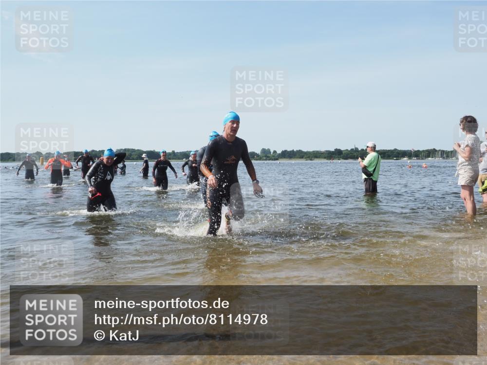 22.06.2025 - Viking Triathlon KatJ http://msf.ph/oto/8114978 22.06.2025 10:42:26 Schwimmen 16, 55, 65, 192, 281, 290, 318, 326, 427, 460, 465 meine-sportfotos.de