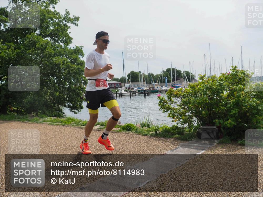 22.06.2025 - Viking Triathlon KatJ http://msf.ph/oto/8114983 22.06.2025 12:52:40 Laufen 651 meine-sportfotos.de