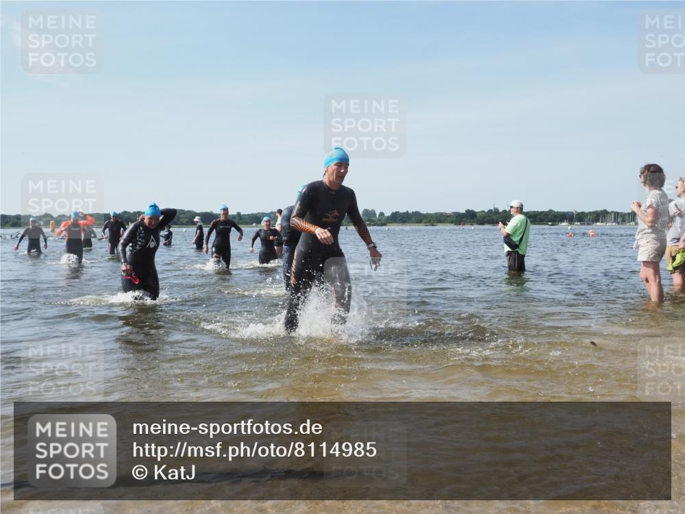 22.06.2025 - Viking Triathlon KatJ http://msf.ph/oto/8114985 22.06.2025 10:42:26 Schwimmen 16, 55, 65, 192, 281, 290, 318, 326, 427, 460, 465 meine-sportfotos.de