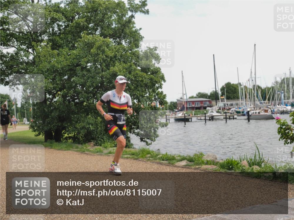22.06.2025 - Viking Triathlon KatJ http://msf.ph/oto/8115007 22.06.2025 15:08:56 Laufen 77, 647 meine-sportfotos.de