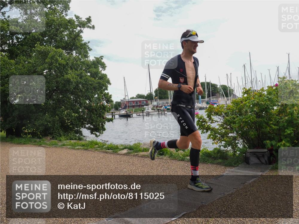22.06.2025 - Viking Triathlon KatJ http://msf.ph/oto/8115025 22.06.2025 13:23:58 Laufen 544 meine-sportfotos.de
