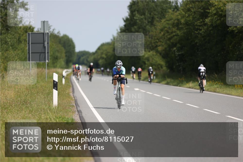 22.06.2025 - Viking Triathlon Yannick Fuchs http://msf.ph/oto/8115027 22.06.2025 11:39:52 Radfahren 19, 38, 113, 123, 127, 377, 388, 395, 407, 467, 550, 554, 650 meine-sportfotos.de