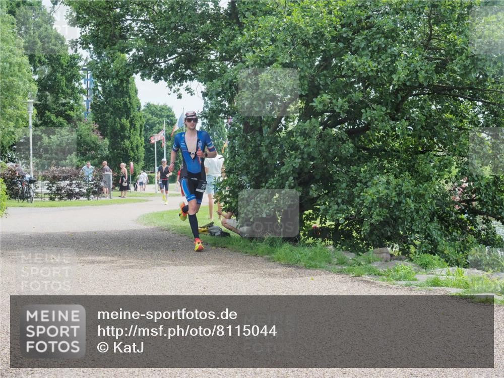 22.06.2025 - Viking Triathlon KatJ http://msf.ph/oto/8115044 22.06.2025 12:52:55 Laufen 286 meine-sportfotos.de