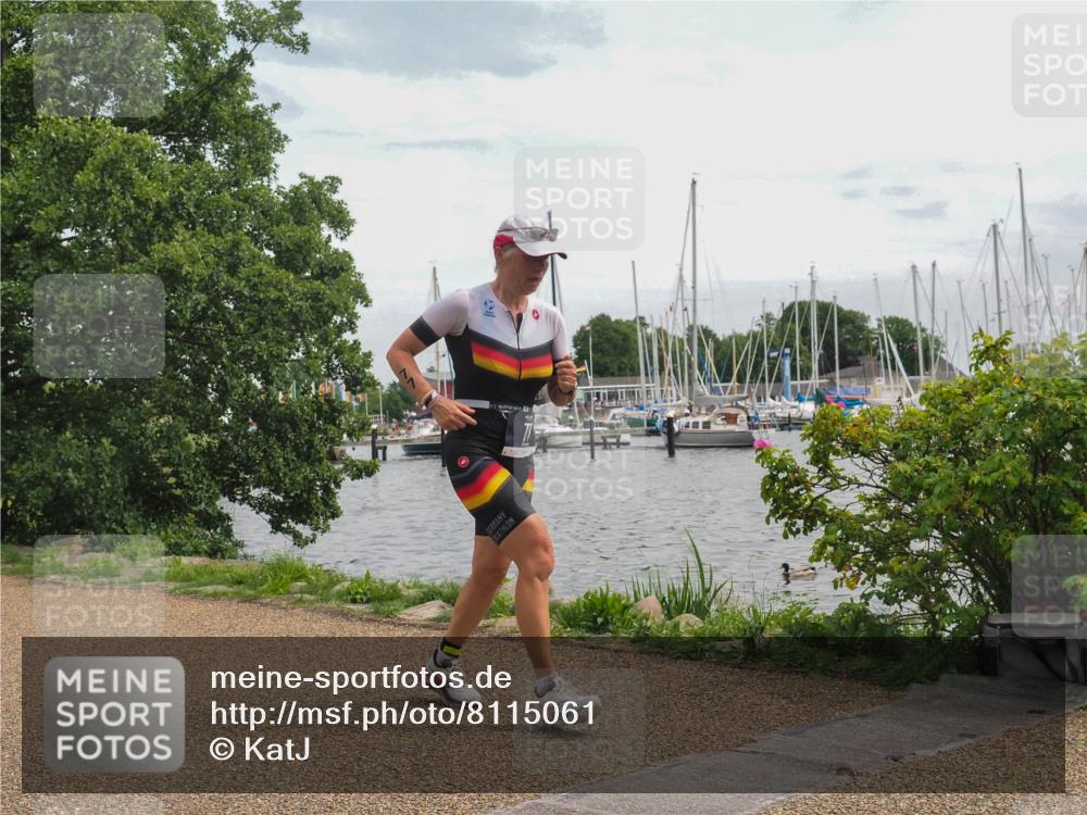 22.06.2025 - Viking Triathlon KatJ http://msf.ph/oto/8115061 22.06.2025 15:08:57 Laufen 77 meine-sportfotos.de
