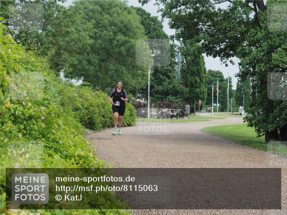22.06.2025 - Viking Triathlon KatJ http://msf.ph/oto/8115063 22.06.2025 16:48:33 Laufen  meine-sportfotos.de