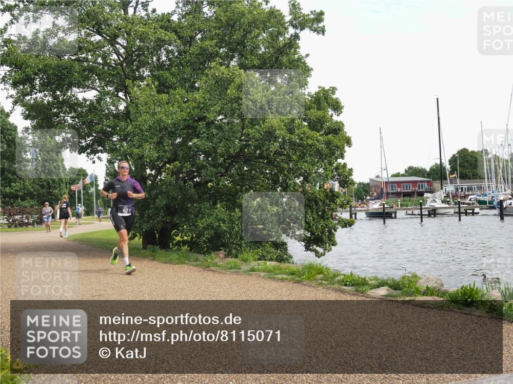 22.06.2025 - Viking Triathlon KatJ http://msf.ph/oto/8115071 22.06.2025 15:09:01 Laufen 412 meine-sportfotos.de