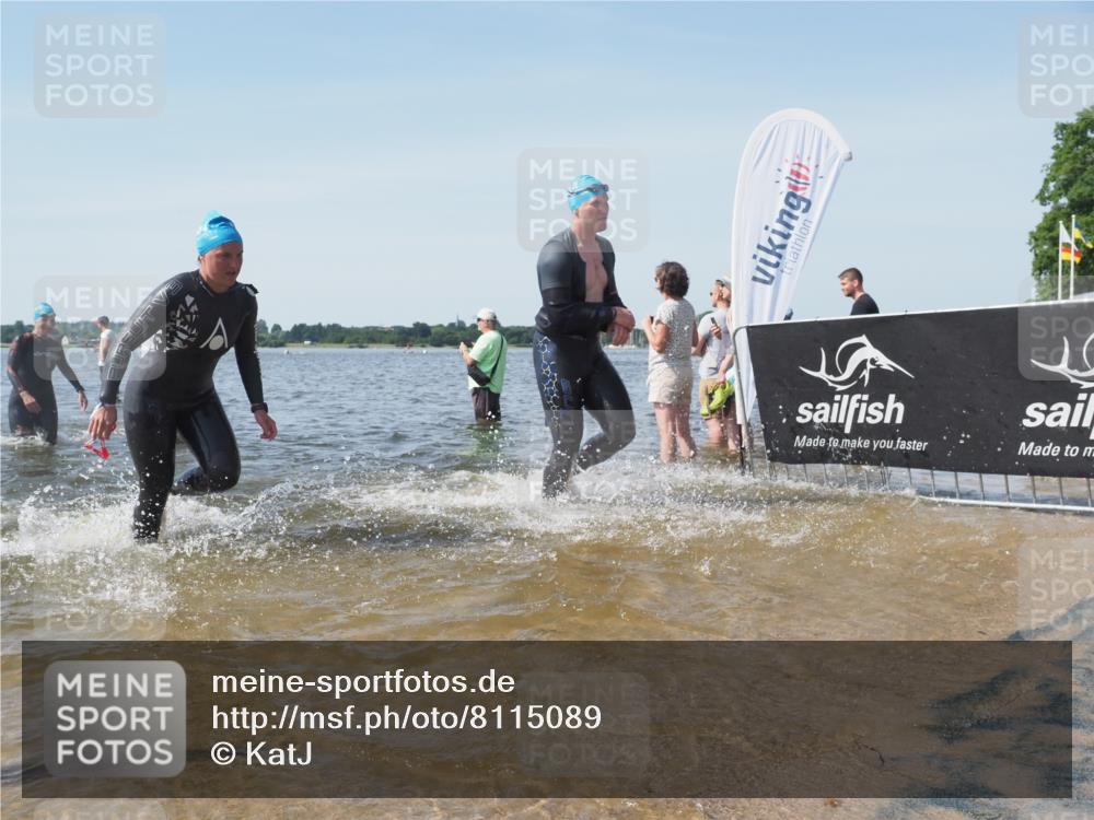 22.06.2025 - Viking Triathlon KatJ http://msf.ph/oto/8115089 22.06.2025 10:42:29 Schwimmen 16, 55, 65, 192, 318, 326, 427, 465 meine-sportfotos.de