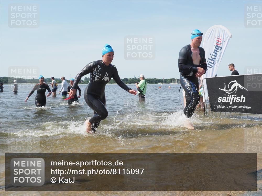 22.06.2025 - Viking Triathlon KatJ http://msf.ph/oto/8115097 22.06.2025 10:42:29 Schwimmen 16, 55, 65, 192, 318, 326, 427, 465 meine-sportfotos.de