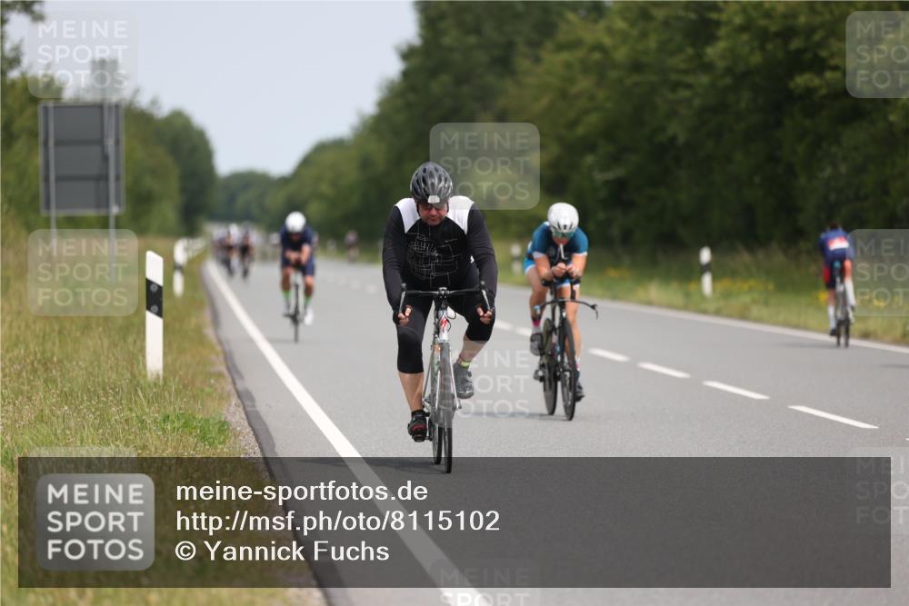 22.06.2025 - Viking Triathlon Yannick Fuchs http://msf.ph/oto/8115102 22.06.2025 12:16:53 Radfahren 17, 538, 626 meine-sportfotos.de