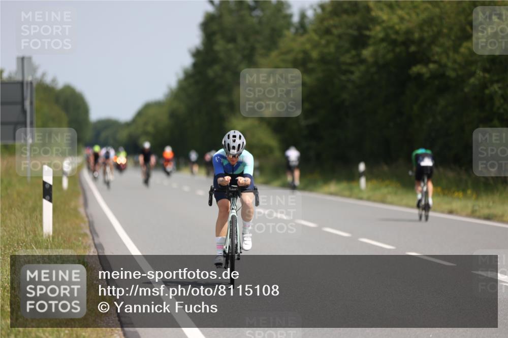 22.06.2025 - Viking Triathlon Yannick Fuchs http://msf.ph/oto/8115108 22.06.2025 11:39:54 Radfahren 19, 38, 123, 127, 377, 388, 395, 407, 467, 550, 554 meine-sportfotos.de