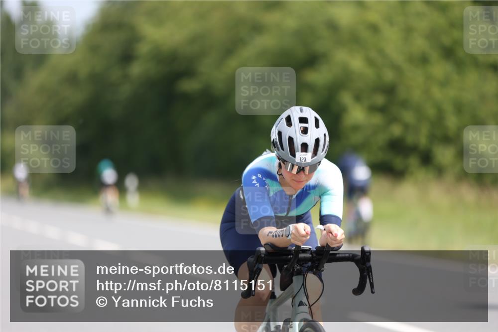 22.06.2025 - Viking Triathlon Yannick Fuchs http://msf.ph/oto/8115151 22.06.2025 11:39:56 Radfahren 19, 38, 51, 123, 127, 299, 388, 395, 407, 550, 554 meine-sportfotos.de