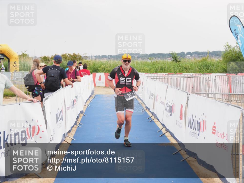 22.06.2025 - Viking Triathlon MichiJ http://msf.ph/oto/8115157 22.06.2025 16:46:39 Ziel 292 meine-sportfotos.de