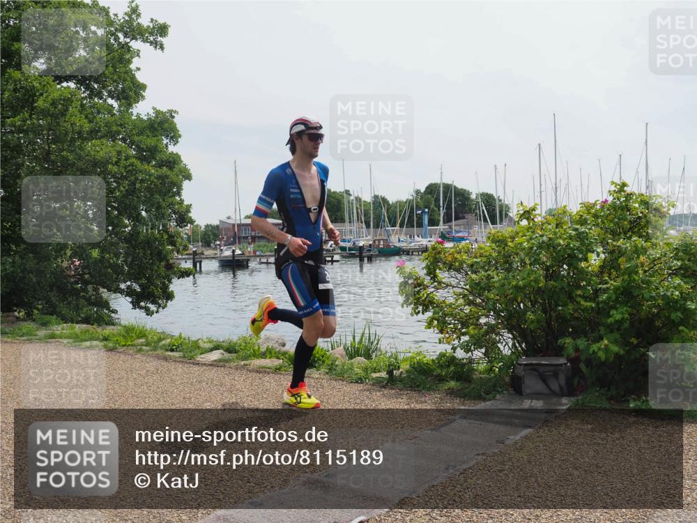 22.06.2025 - Viking Triathlon KatJ http://msf.ph/oto/8115189 22.06.2025 12:52:57 Laufen 286 meine-sportfotos.de