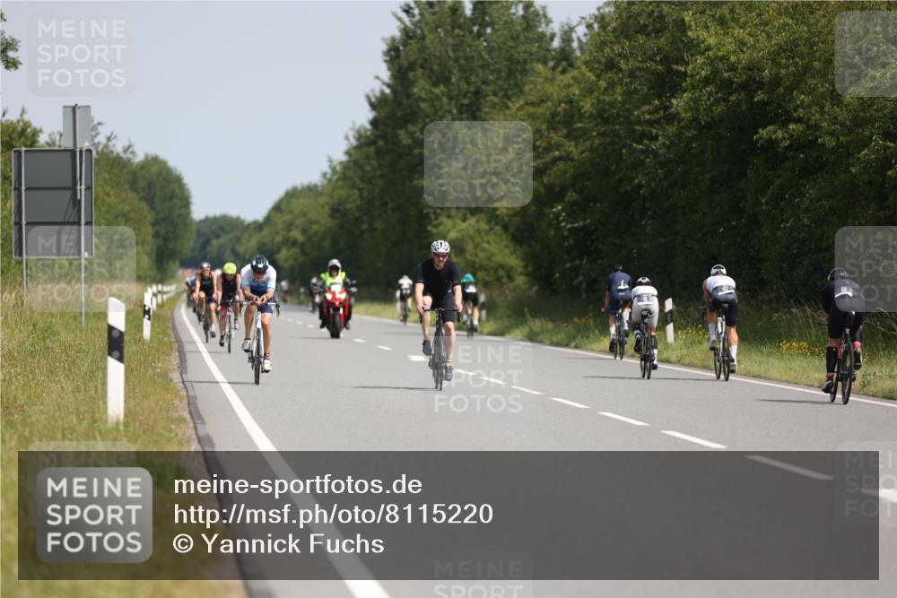 22.06.2025 - Viking Triathlon Yannick Fuchs http://msf.ph/oto/8115220 22.06.2025 11:40:00 Radfahren 26, 51, 123, 127, 299, 388, 395, 550, 554 meine-sportfotos.de