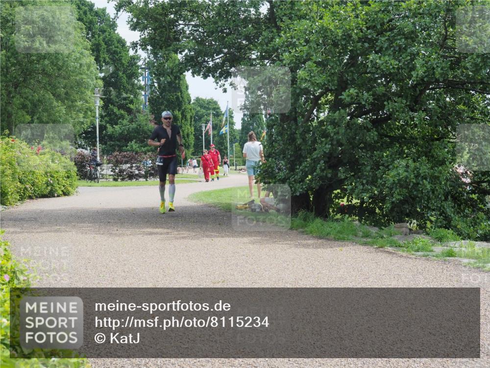 22.06.2025 - Viking Triathlon KatJ http://msf.ph/oto/8115234 22.06.2025 12:53:01 Laufen 341 meine-sportfotos.de