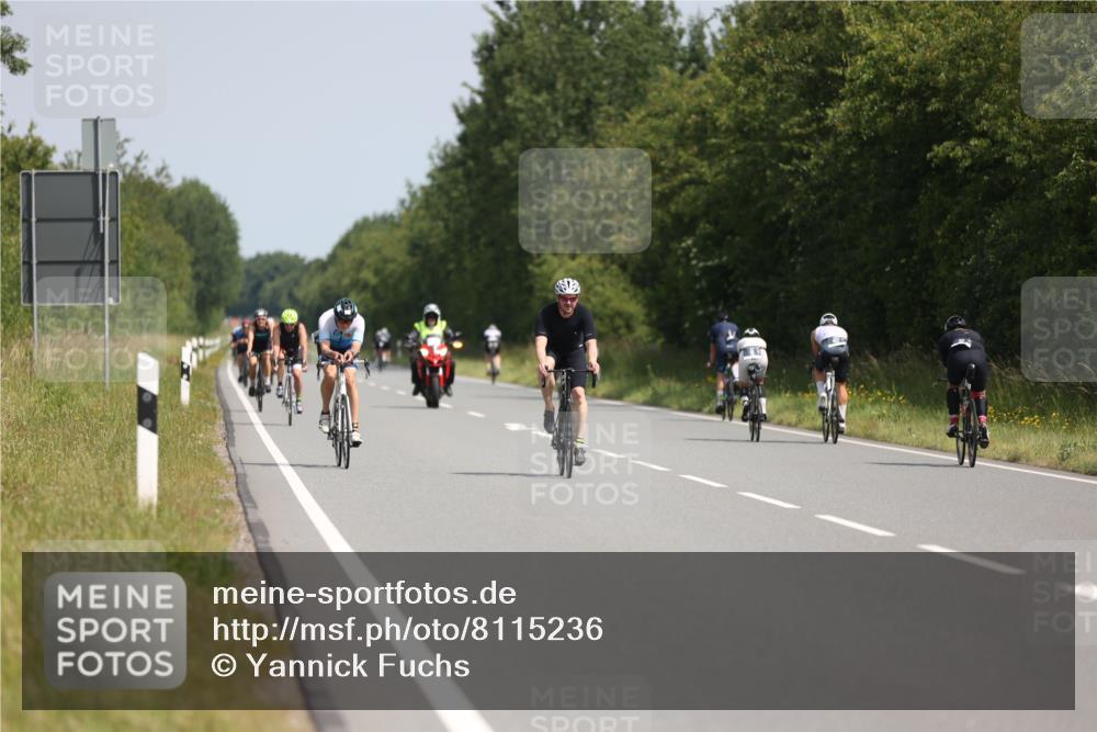 22.06.2025 - Viking Triathlon Yannick Fuchs http://msf.ph/oto/8115236 22.06.2025 11:40:00 Radfahren 26, 51, 123, 127, 299, 388, 395, 550, 554 meine-sportfotos.de