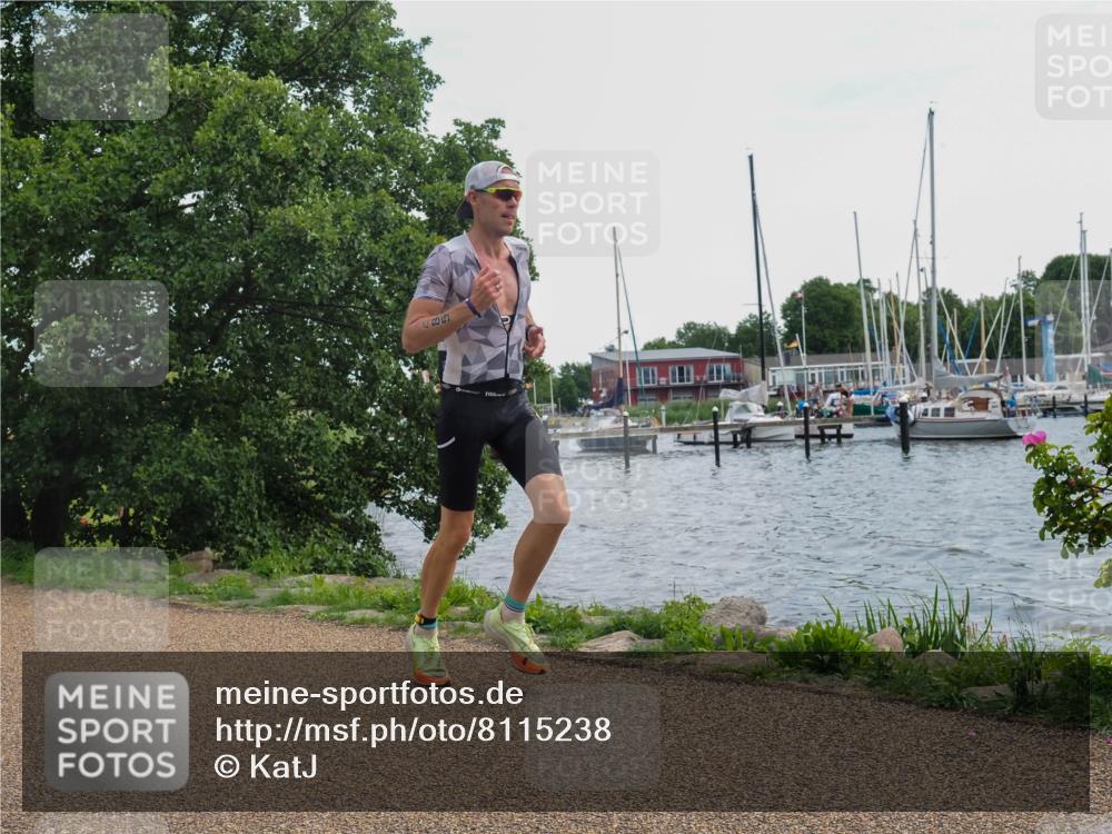 22.06.2025 - Viking Triathlon KatJ http://msf.ph/oto/8115238 22.06.2025 13:24:09 Laufen 485 meine-sportfotos.de