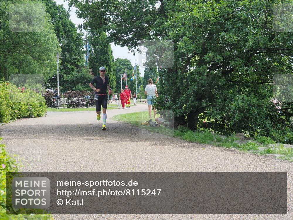 22.06.2025 - Viking Triathlon KatJ http://msf.ph/oto/8115247 22.06.2025 12:53:01 Laufen 341 meine-sportfotos.de