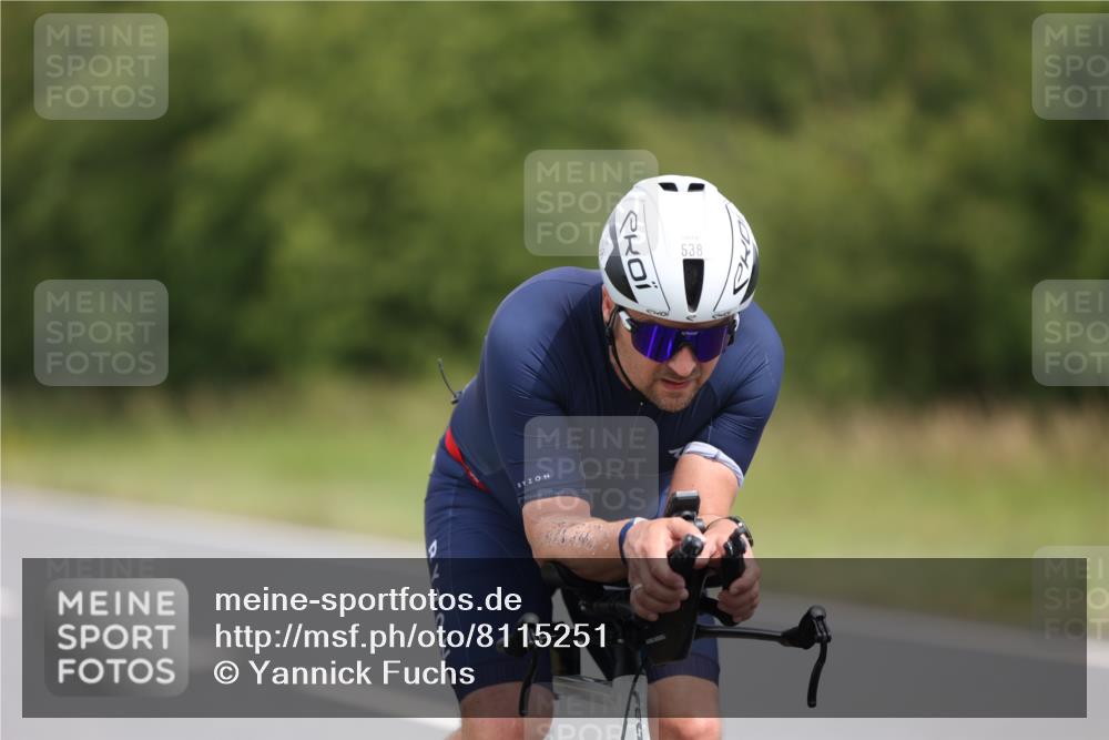 22.06.2025 - Viking Triathlon Yannick Fuchs http://msf.ph/oto/8115251 22.06.2025 12:16:59 Radfahren 1, 17, 455, 527, 538, 557, 626 meine-sportfotos.de