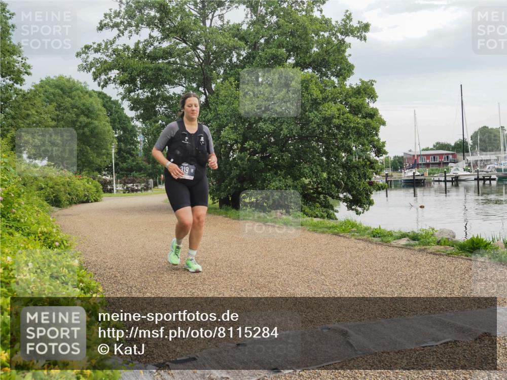 22.06.2025 - Viking Triathlon KatJ http://msf.ph/oto/8115284 22.06.2025 16:48:38 Laufen 319 meine-sportfotos.de