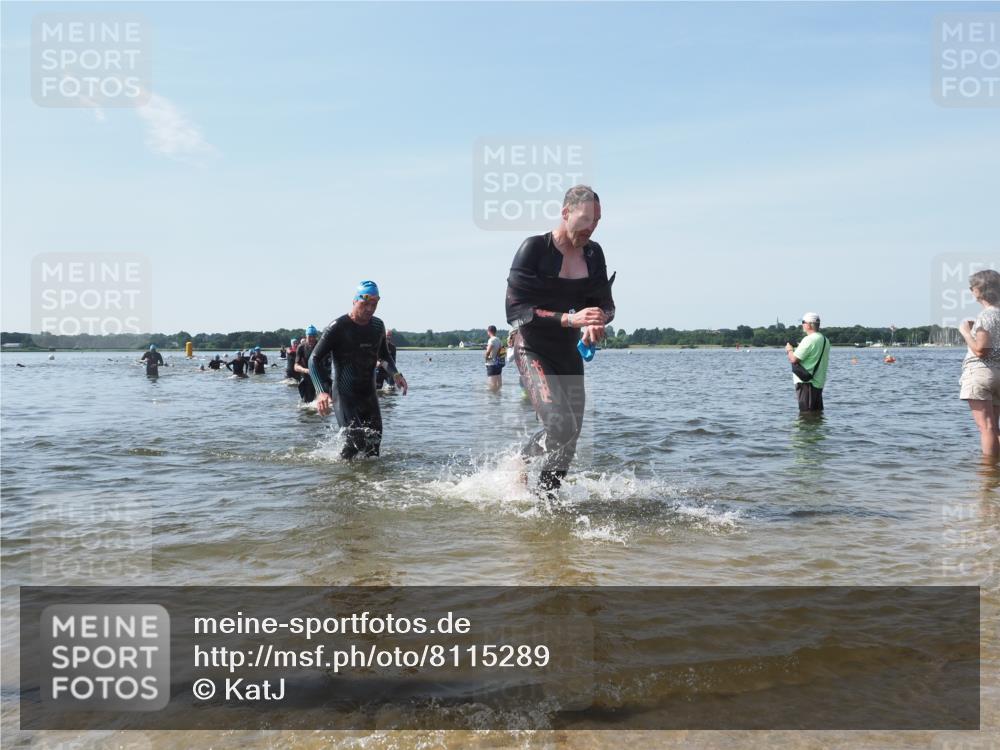 22.06.2025 - Viking Triathlon KatJ http://msf.ph/oto/8115289 22.06.2025 10:42:40 Schwimmen 55, 171, 240, 369, 427, 441, 624 meine-sportfotos.de