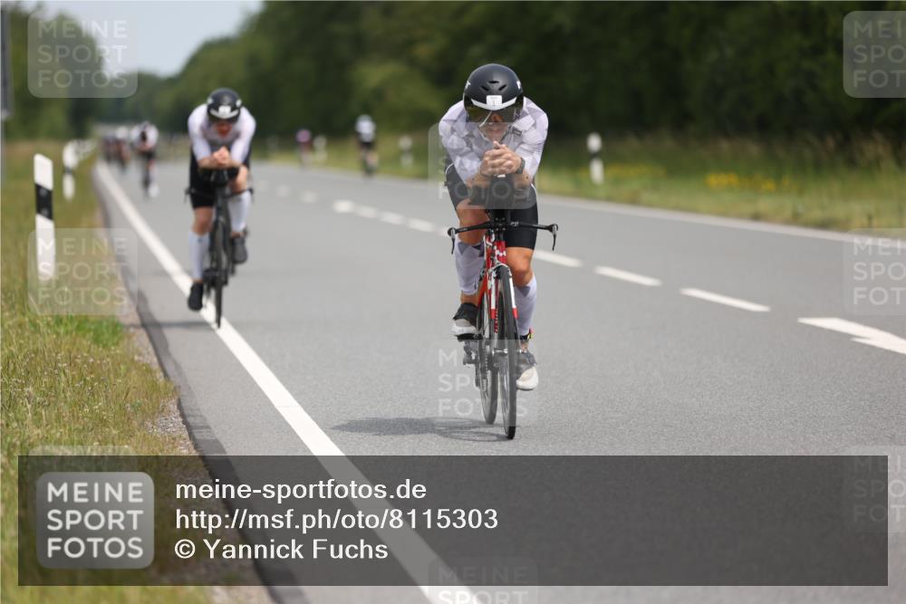 22.06.2025 - Viking Triathlon Yannick Fuchs http://msf.ph/oto/8115303 22.06.2025 12:17:03 Radfahren 1, 360, 455, 527, 557 meine-sportfotos.de