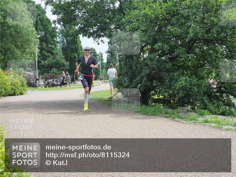 22.06.2025 - Viking Triathlon KatJ http://msf.ph/oto/8115324 22.06.2025 12:53:02 Laufen 341 meine-sportfotos.de
