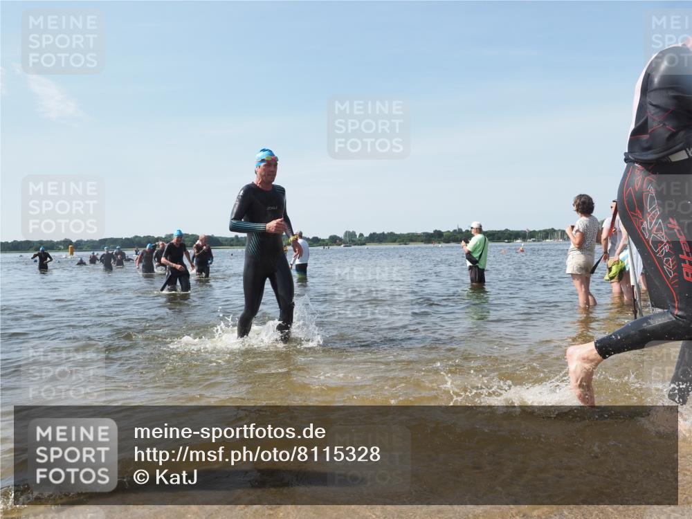 22.06.2025 - Viking Triathlon KatJ http://msf.ph/oto/8115328 22.06.2025 10:42:41 Schwimmen 55, 171, 240, 282, 369, 427, 441, 624 meine-sportfotos.de