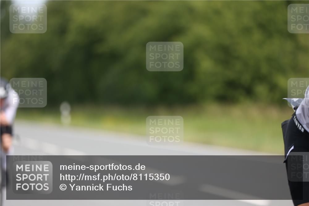 22.06.2025 - Viking Triathlon Yannick Fuchs http://msf.ph/oto/8115350 22.06.2025 12:17:04 Radfahren 1, 360, 455, 527, 557 meine-sportfotos.de
