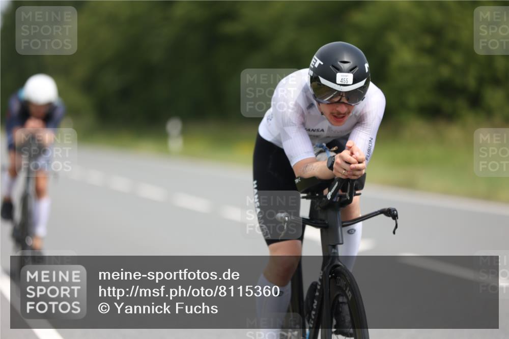 22.06.2025 - Viking Triathlon Yannick Fuchs http://msf.ph/oto/8115360 22.06.2025 12:17:05 Radfahren 1, 360, 455, 527, 557 meine-sportfotos.de