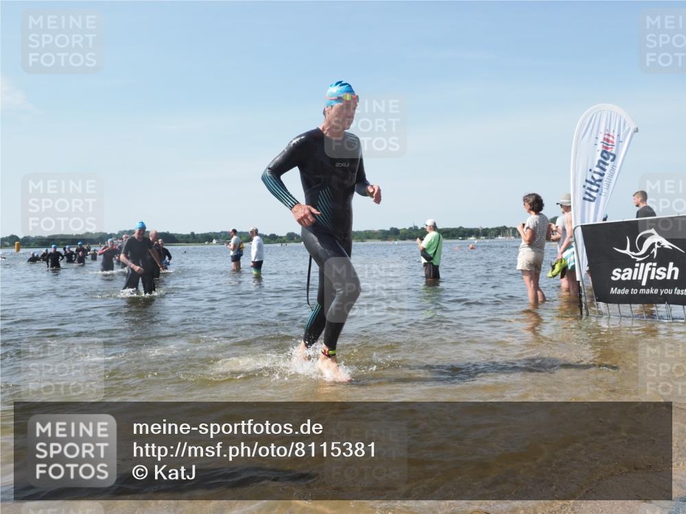 22.06.2025 - Viking Triathlon KatJ http://msf.ph/oto/8115381 22.06.2025 10:42:43 Schwimmen 55, 171, 240, 282, 369, 427, 441, 624 meine-sportfotos.de