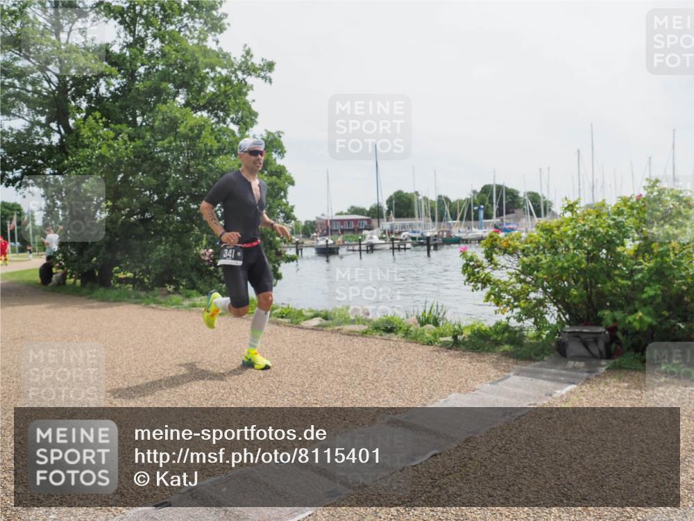 22.06.2025 - Viking Triathlon KatJ http://msf.ph/oto/8115401 22.06.2025 12:53:04 Laufen 341 meine-sportfotos.de