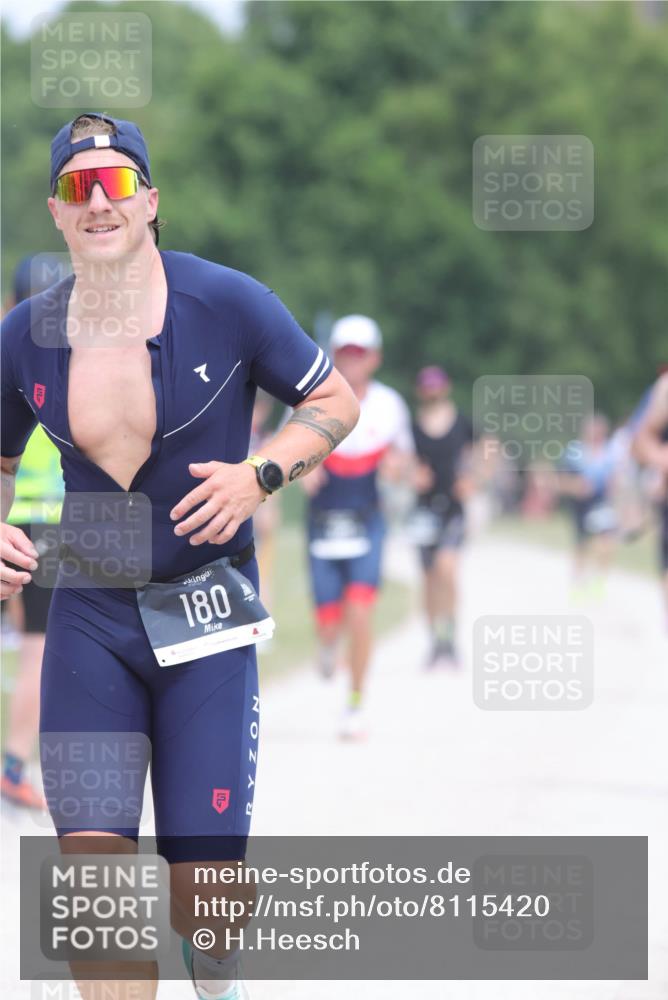 22.06.2025 - Viking Triathlon H.Heesch http://msf.ph/oto/8115420 22.06.2025 14:53:21 Laufen 142, 180, 329 meine-sportfotos.de